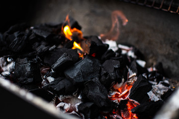 Grillen Glut Holzkohle Barbecue Heiß Feuer