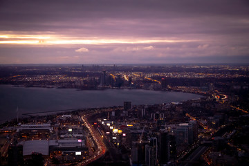 Fototapeta na wymiar sunset of the city