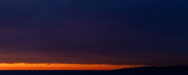 Fototapeta na wymiar Partly Cloudy Sunset 07