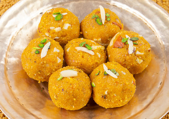 Indian Traditional Winter Sweet Food Methi Laddu Also Know as Methi Ke Laddu or Fenugreek Laddu Made From Fenugreek Seeds, Ginger, Saunf And Jaggery