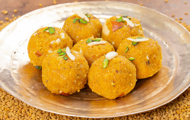 Indian Traditional Winter Sweet Food Methi Laddu Also Know as Methi Ke Laddu or Fenugreek Laddu Made From Fenugreek Seeds, Ginger, Saunf And Jaggery
