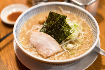 とんこつラーメン