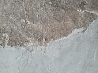 Gray cement wall Broken wall Due to lack of standards causing cracks