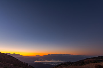 【秋】高ボッチ高原の夜明け