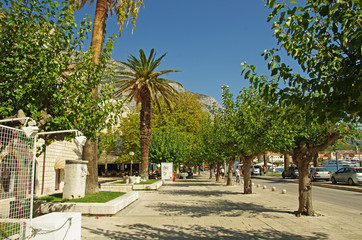 Ulice miasta Makarska w Chorwacji © Patdrig Torc