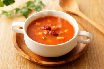 ミネストローネ　Minestrone soup