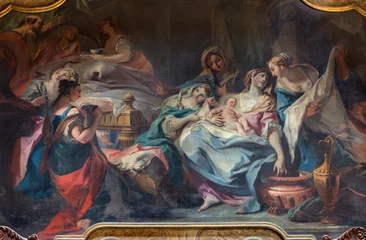 COMO, ITALIEN - 8. MAI 2015: Das Gemälde der Geburt der Jungfrau Maria in der Kirche des Heiligtums des Heiligen Crocifisso von Carlo Incenzo Carloni (1687 – 1775). © Renáta Sedmáková