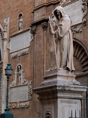 Obraz premium Palazzo dei Normanni - Streets of Palermo, Sicily - Mediterranean city