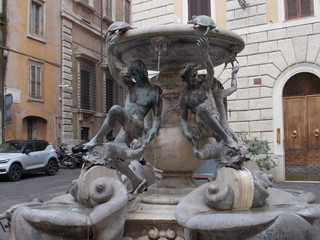 Fontana delle Tartarughe. Piazza Mattei, Roma.