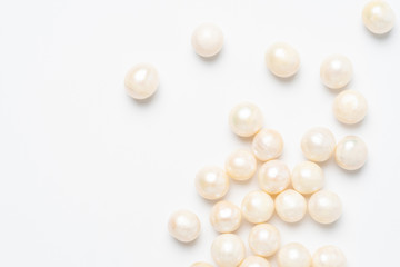 pearl necklace isolated on white - 313417276