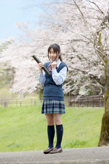 卒業する女子学生