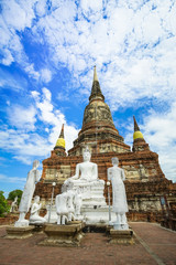 Fototapeta premium Beautiful scene of Wat Yai Chai Mongkhon.