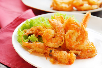 Shrimp  fried with tempura flour.