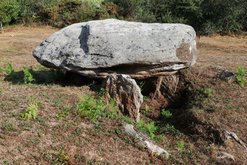 Fototapeta na wymiar Run-er-Sinzen dolmen - megalithic monument near Erdeven in Brittany