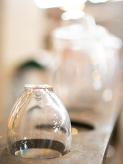 Handwerk Glasherstellung, traditionelle Glasbläserei, Weißglas