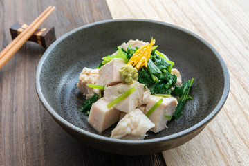 鶏むね肉の鳥わさ