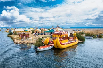 Fotobehang Uros floating islands on Titicaca lake in Puno, Peru, South America. © Aleksandar Todorovic