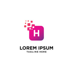 Obraz premium Pixel letter H logo. initial H with square pixel.