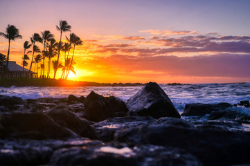 Sunrise over the coast of Kauai, Hawaii. - obrazy, fototapety, plakaty