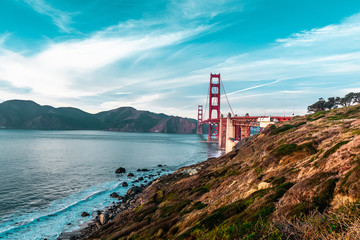 Fototapeta na wymiar Golden Gate Bridge and the Ocean