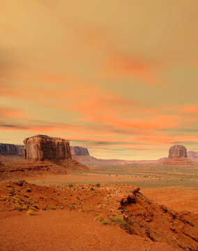 Sunset Monument Valley Arizona Navajo Nation © Paul Moore