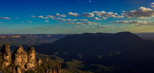 Photo sur Plexiglas Trois sœurs  The Three Sisters- Katoomba - Blue Mountains during sunset 