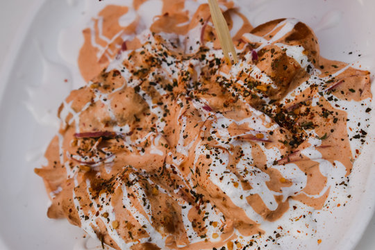Afghani momos with sauces