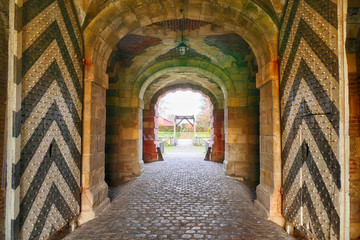 Durchgang und Tor einer historischen Zitadelle in Wesel