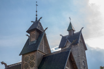 Fototapeta na wymiar Stabkirche aus Holz in Pec