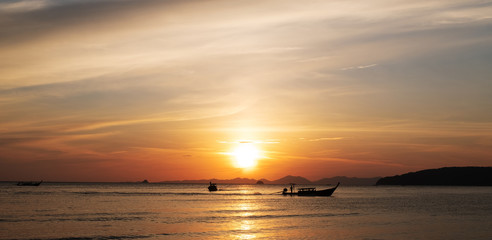Fototapeta na wymiar Sea Sunset in Thailand. Red sky and ocean