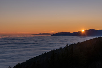 Fototapeta premium Couché de soleil à Chaumont