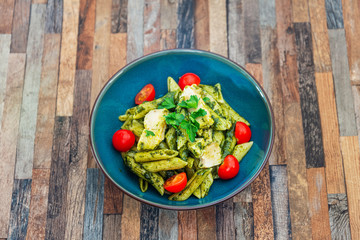 Chicken penne with Pesto sauce