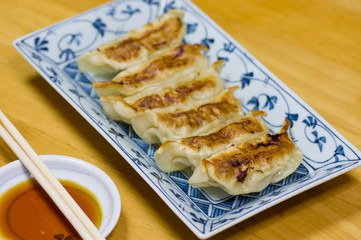 焼き餃子