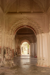 Fototapeta na wymiar entrance to the temple