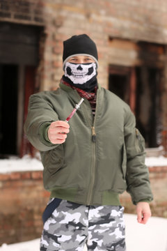 Drugs, drug dealer, drug addict, doping, dose, killer, addiction, syringe, grief, trouble, death, gangster, drug trafficking, medicine, drugs, gangster, gang, criminal, misfortune, bandit, kill, igil