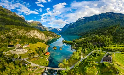 Deurstickers Noord-Europa lovatnet lake Beautiful Nature Norway.