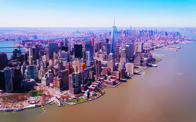 Obrazy na Szkle  Widok z lotu ptaka z Skyline z drapaczami chmur na dolnym Manhattanie, Nowy Jork, Ameryka USA. Budynek architektury amerykańskiej. Metropolia w Nowym Jorku. Pejzaż miejski. Hudson, East River, Nowy Jork