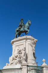 Obraz premium Statue of King Jose I at the Praca do Comercio square in Baixa district in Lisbon, Portugal, on a sunny day.