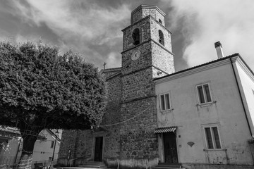 Scapoli, Isernia, Molise. Church of San Giorgio Martire. View.