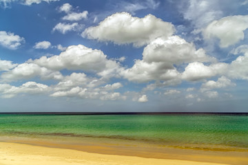 Fototapeta na wymiar cloud sand beach
