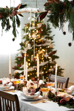 Holiday Table Place Setting with Dinner Plate Country Living Decor Daylight