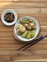 한국의 음식 동그랑땡과 간장