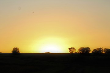 Fototapeta na wymiar Sunset over the prairie 