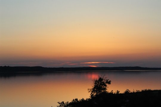 Tuttle Creek Sunset