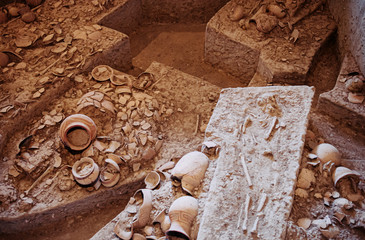 Ancient pottery and prehistory human bones in Ban Chiang Museum, Udon Thani - Thailand