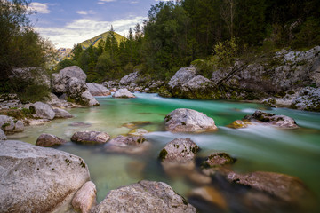 Triglav Nationalpark in Slowenien, Fluss mit fließendem Wasser