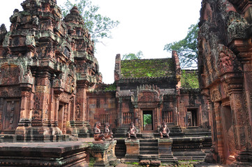 Naklejka premium バンテアイスレイのレリーフと門番 