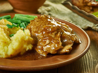 Cubed Steak and Gravy