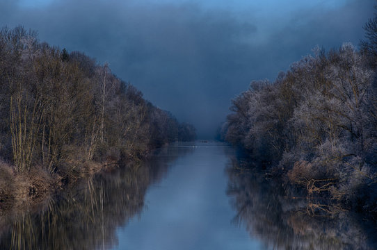 Fluss im Nebel 2