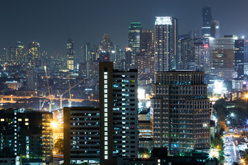 Fototapeta na wymiar Modern Bangkok city at night